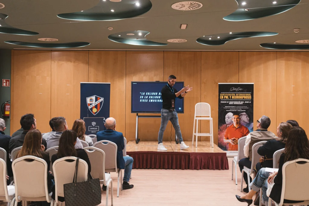 Lee más sobre el artículo La II Jornada de SDH Empresas pone el foco en el liderazgo a través de la comunicación de impacto